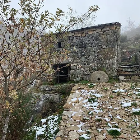 Casa Do Avo Serafim * Cetos