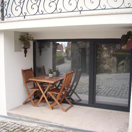 Casa Do Avo Serafim Nyaraló Cetos