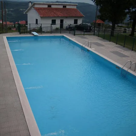 Casa Do Avo Serafim بيت للعطل Cetos